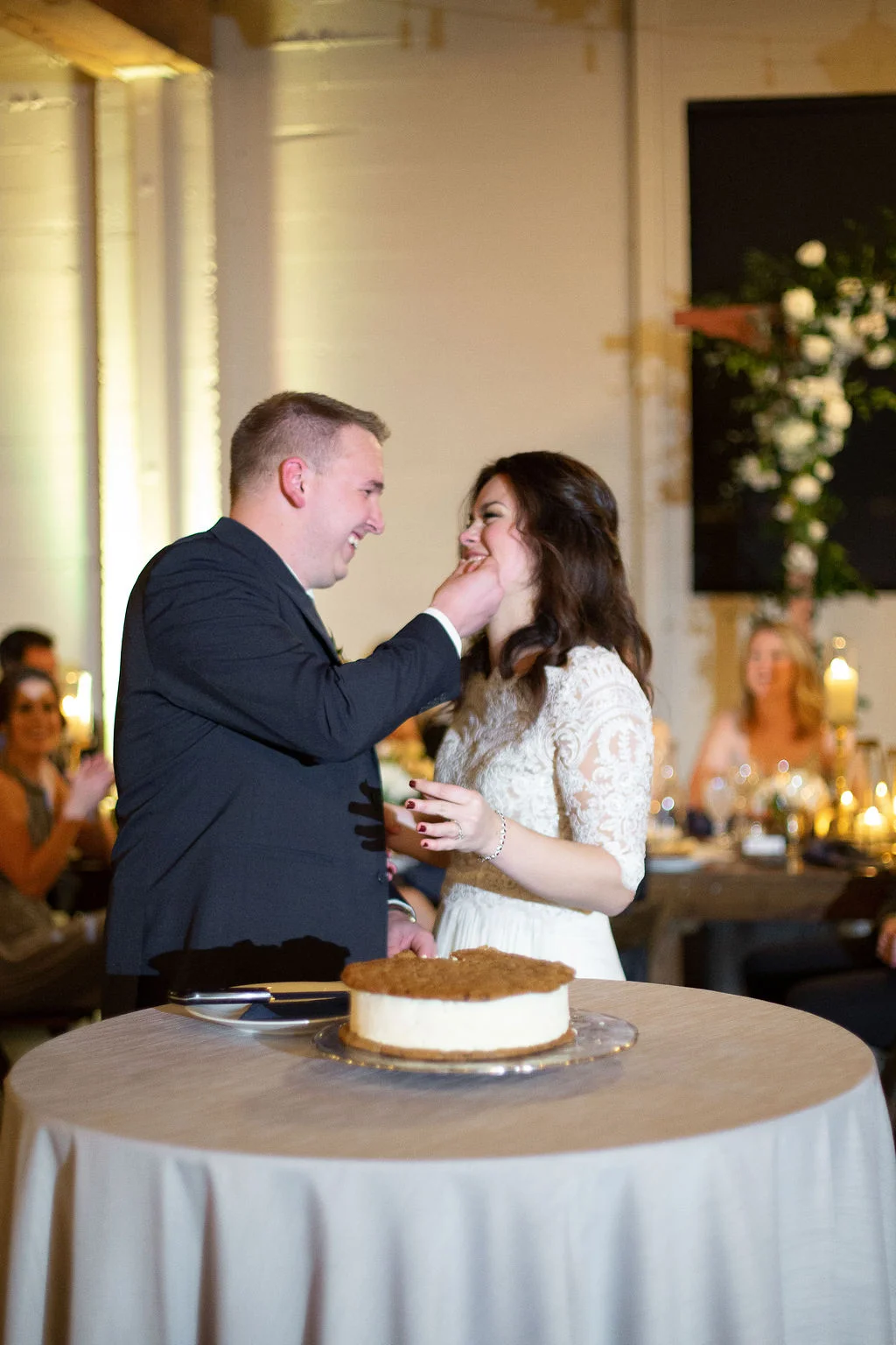 045_reception_portland,oregon,castaway,wedding,by_outlive_creative,photo,and,video.jpg