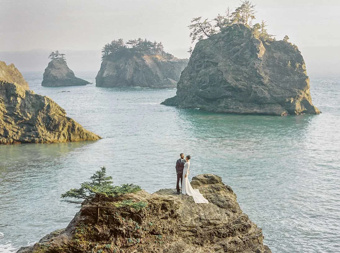 Adventurous elopement on the Oregon Coast by Outlive Creative