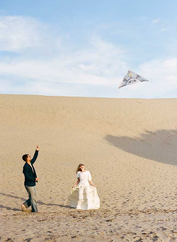 Oregon Coast Engagement Photos by Outlive Creative