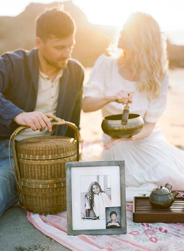 Oregon Coast Engagement Photos by Outlive Creative