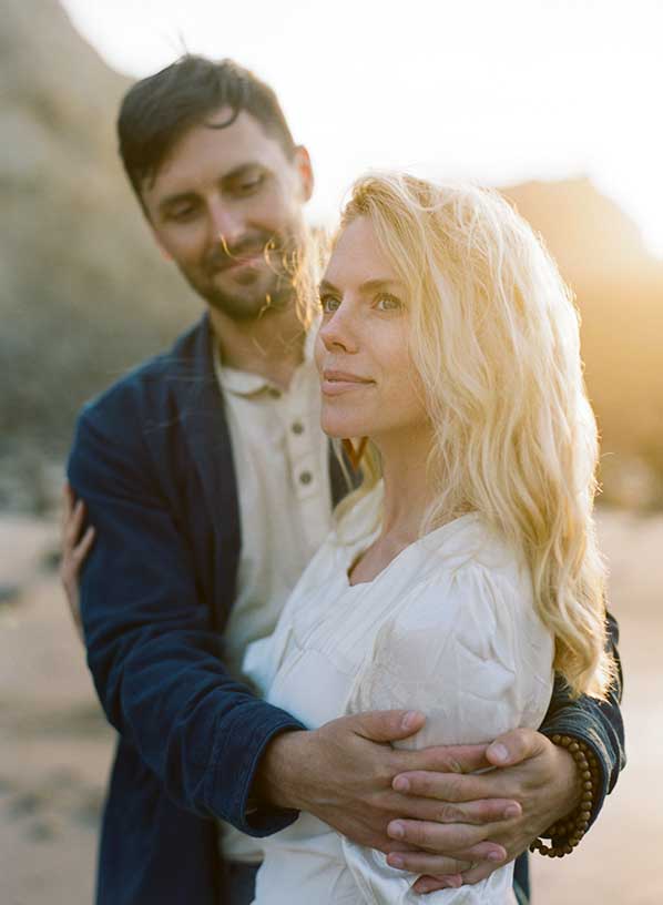 Oregon Coast Engagement Photos by Outlive Creative