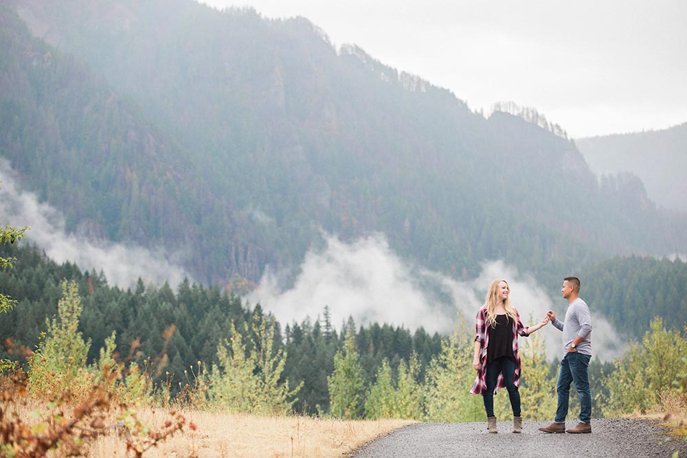 Columbia River Gorge Engagement by Outlive Creative