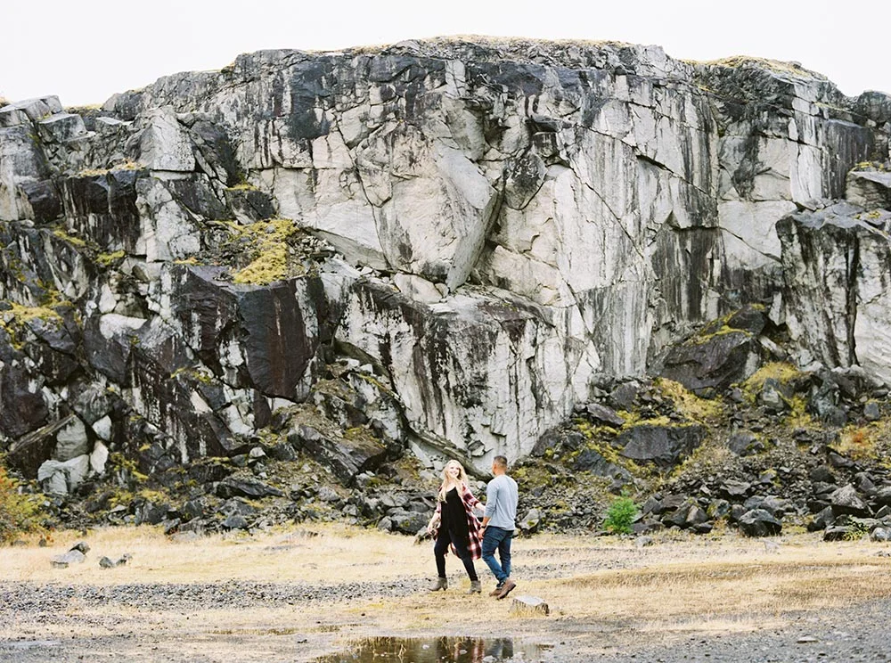 Columbia River Gorge Engagement by Outlive Creative