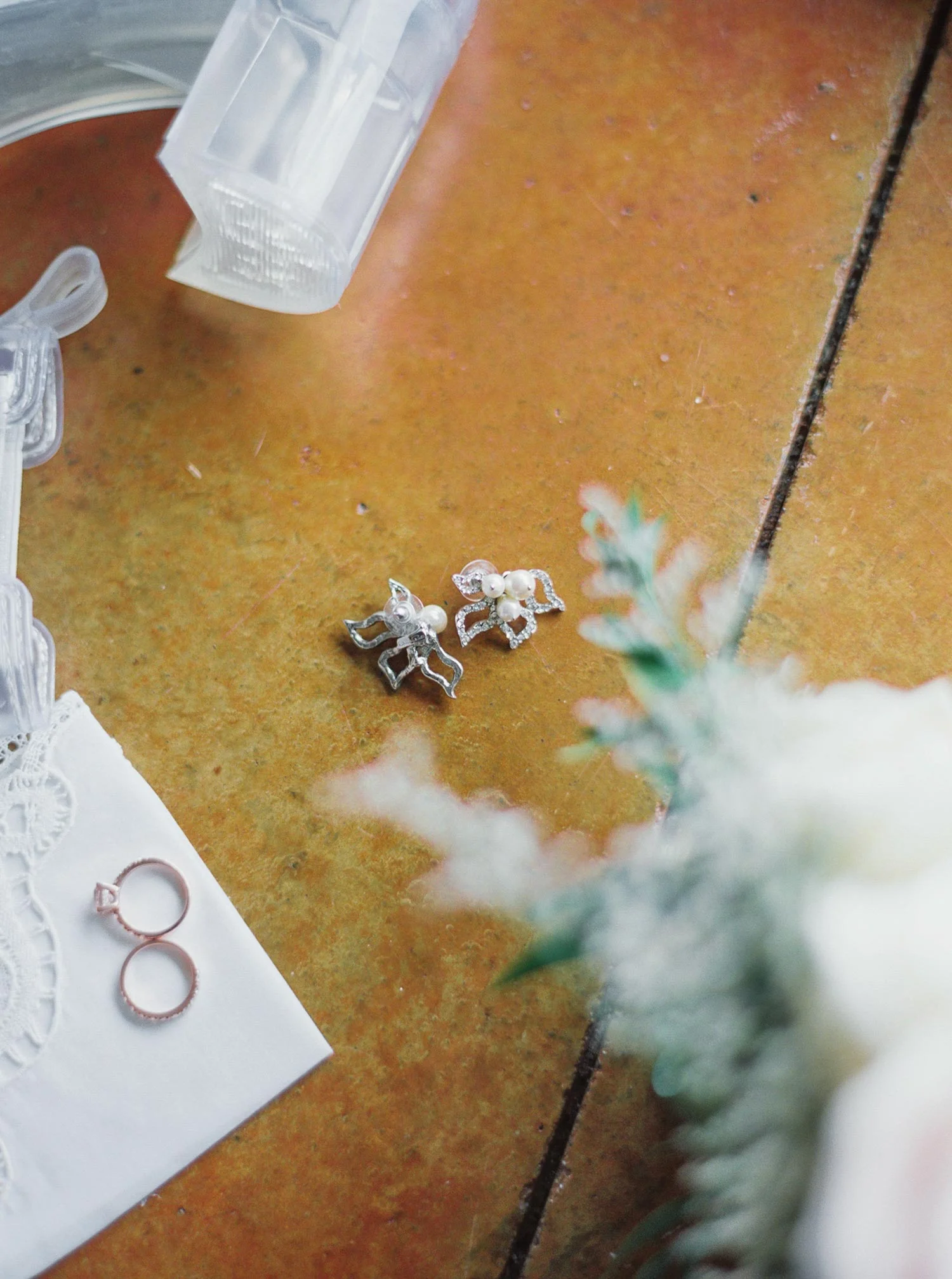 Oregon Coast Elopement by Outlive Creative