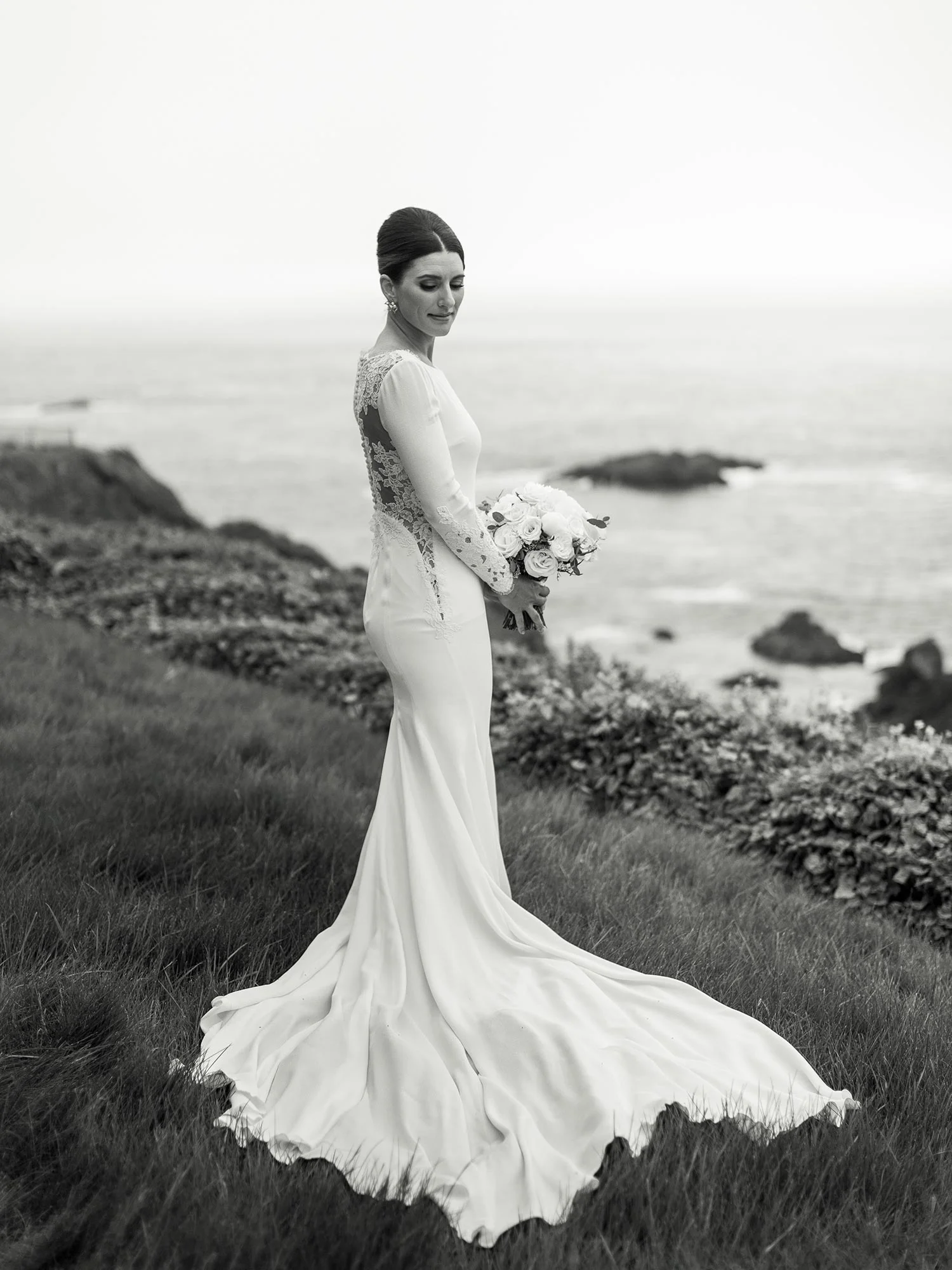 Oregon Coast Elopement by Outlive Creative