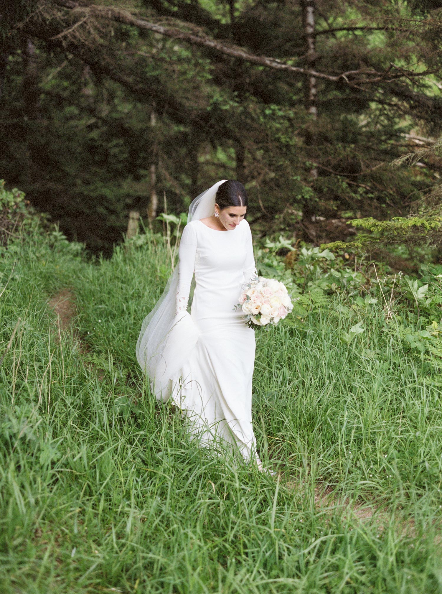 Oregon Coast Elopement by Outlive Creative