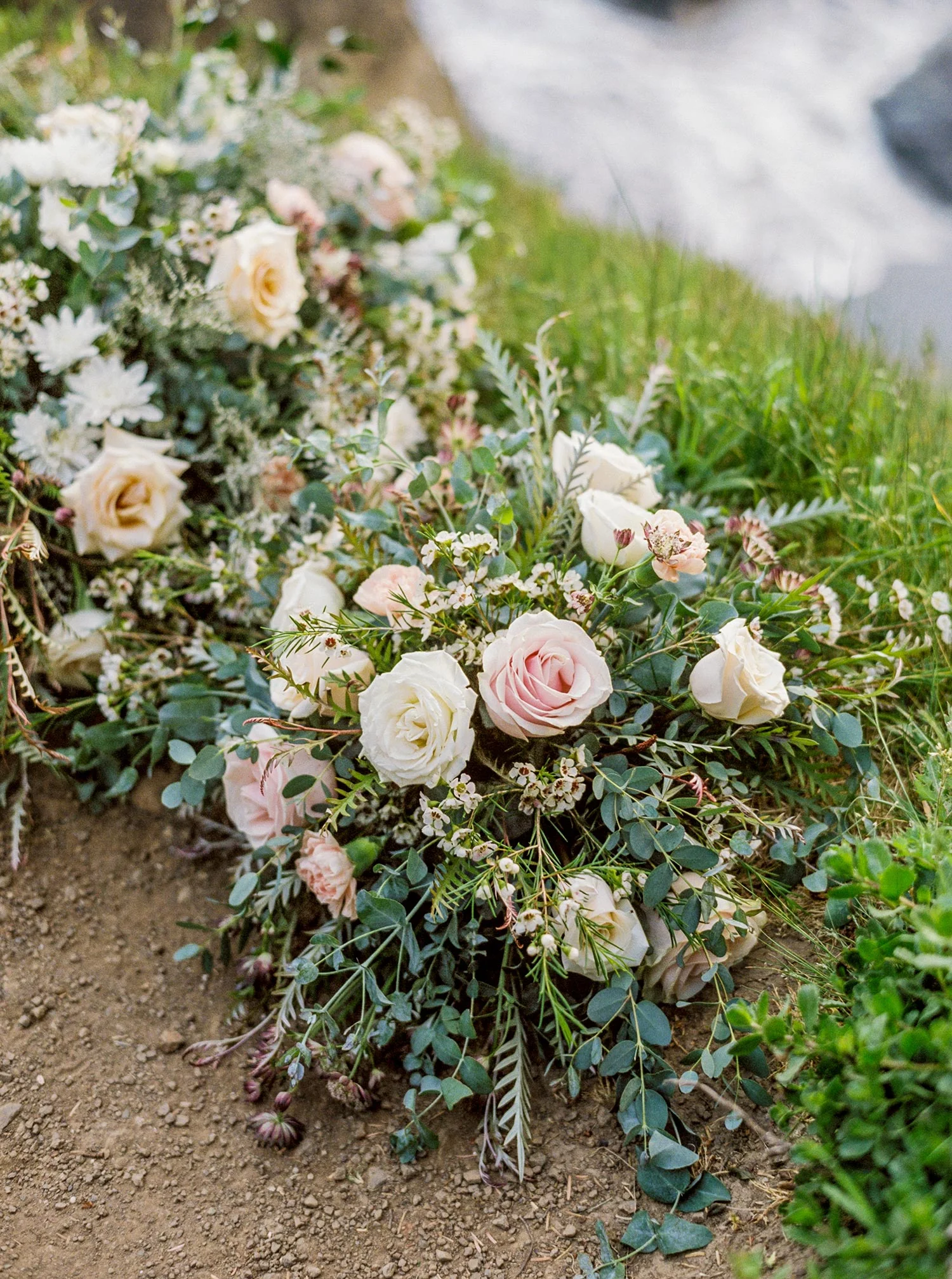 Oregon Coast Elopement by Outlive Creative