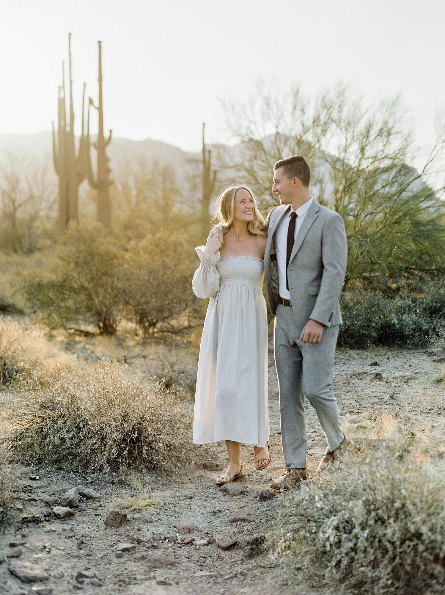 Superstition Mountain Engagement Photos | Phoenix Engagement Photographer