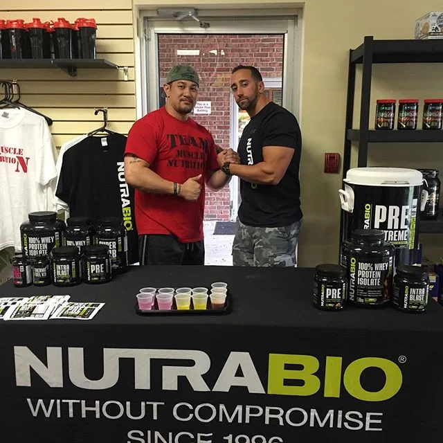 Last time I saw Pat we shared the stage at the Kemper Classic in 2013. Today we meet again and now he's got a great store going @musclenutrition_saddlebrook and carries #NutraBio. Check him out if you're in the area. #fitness #muscle #nutrabionation