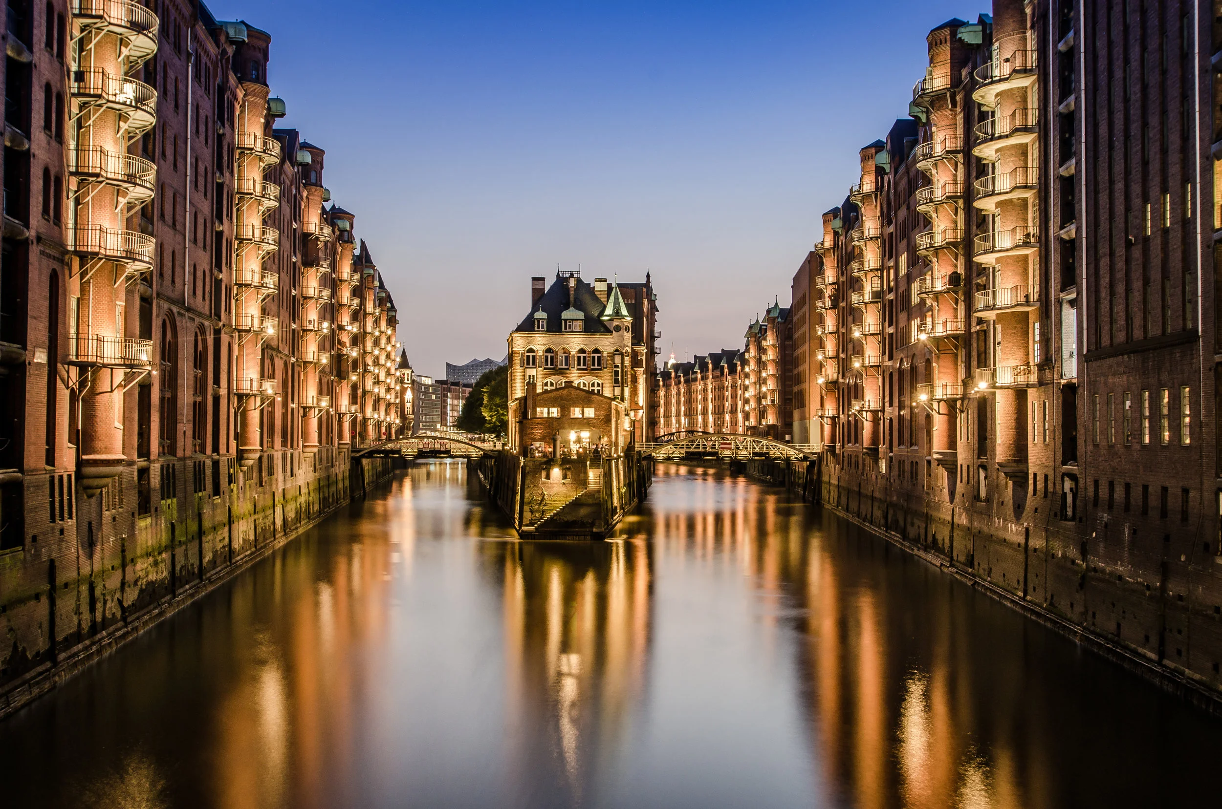 hamburg Canal re-edit.jpg