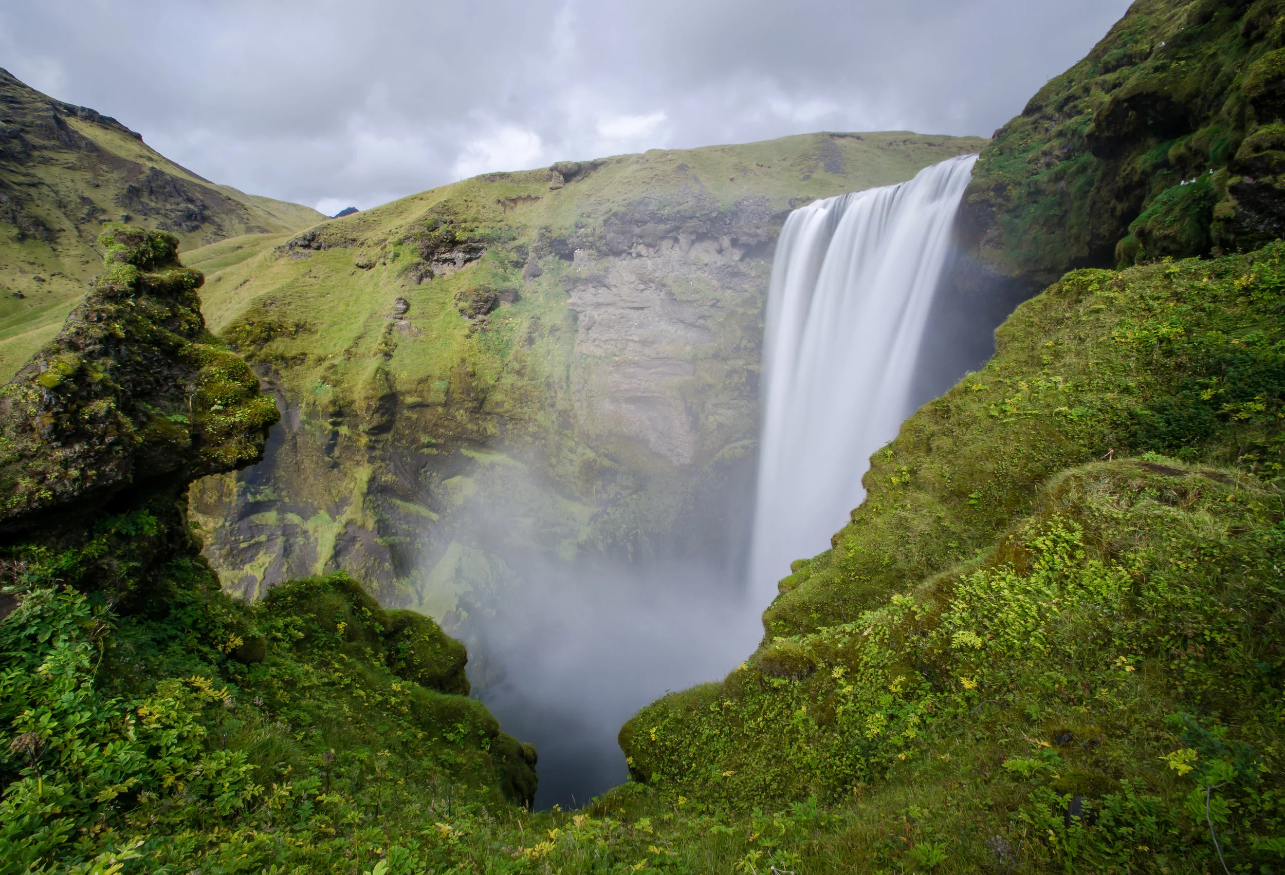 Top of Skogafoss.jpg