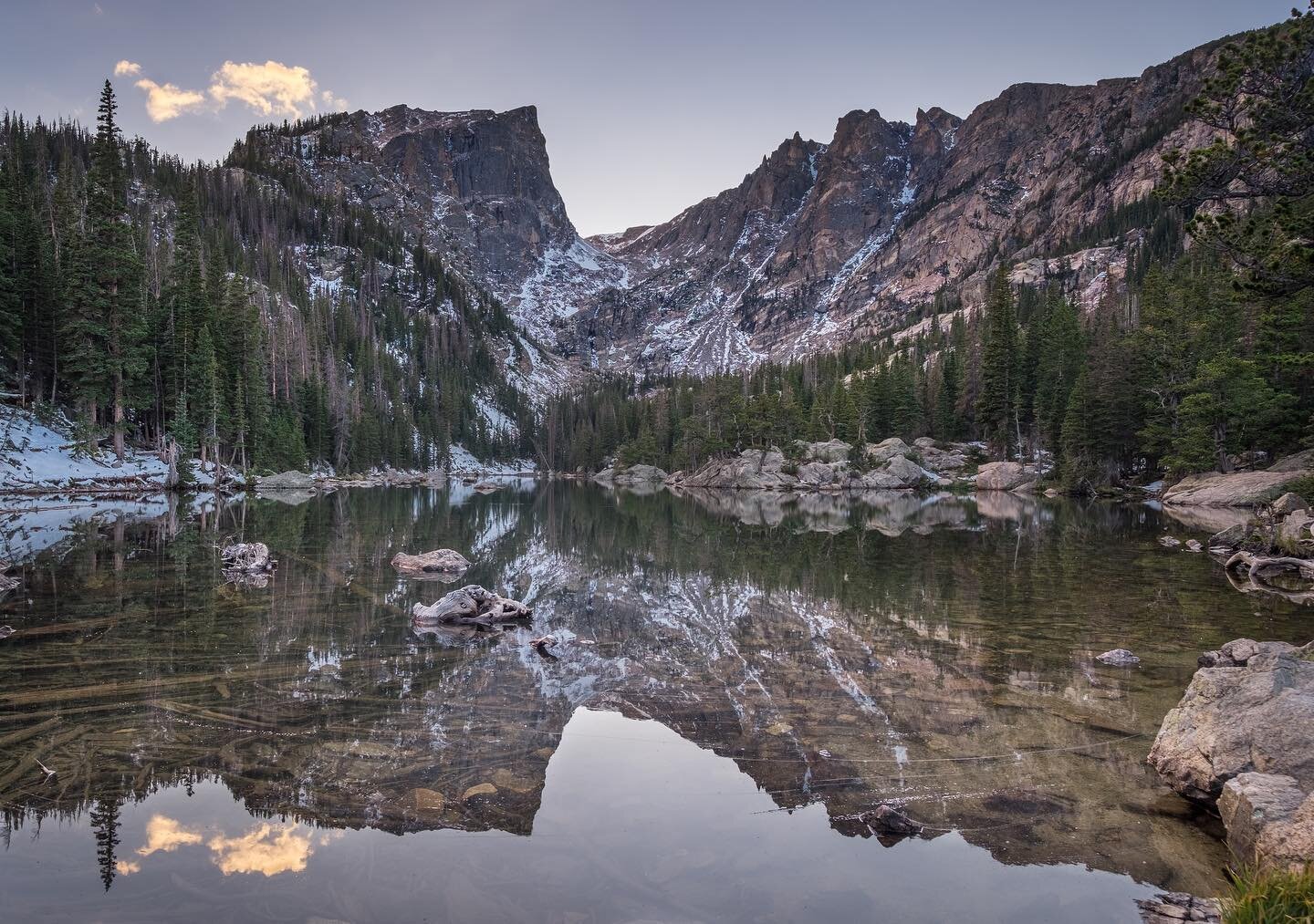&ldquo;We only need to climb this mountain and we will be free&rdquo; @themovementvibe 
&bull;
&bull;
&bull;
&bull;
&bull;
#nationalparkgeek #thinkofRMNP #findyourpark #goparks #rockymountains #longexposure #longexpoelite #ig_bliss #visitcolorado #ex