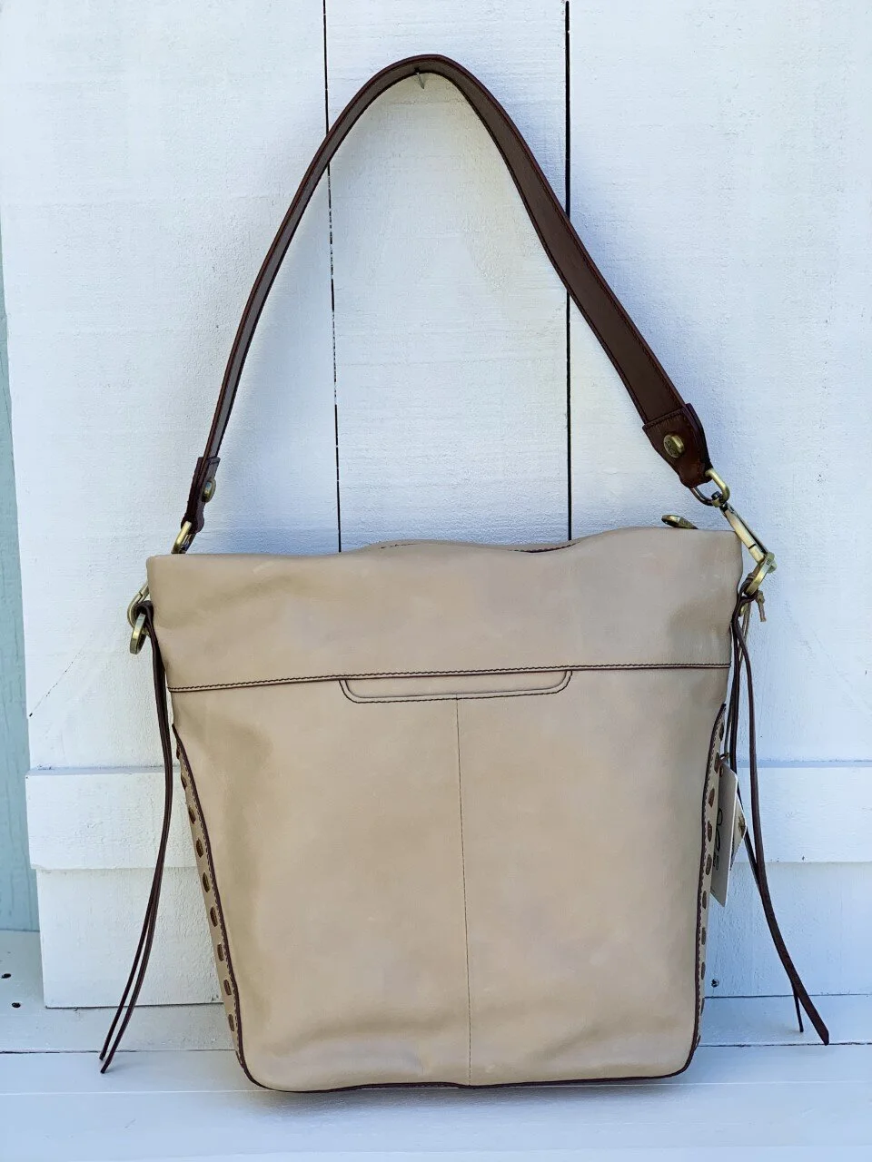 one strap handbag
