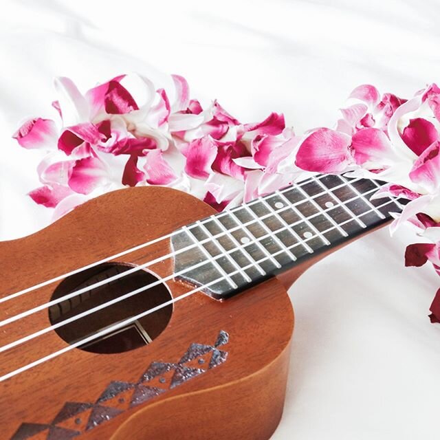 Traveling to new places always offers unique opportunities to learn new things. On our trip to Maui, we were inspired to buy an authentic Hawaii ukulele and eventually learn how to play a few songs on it. What have your travels inspired you to do? #t