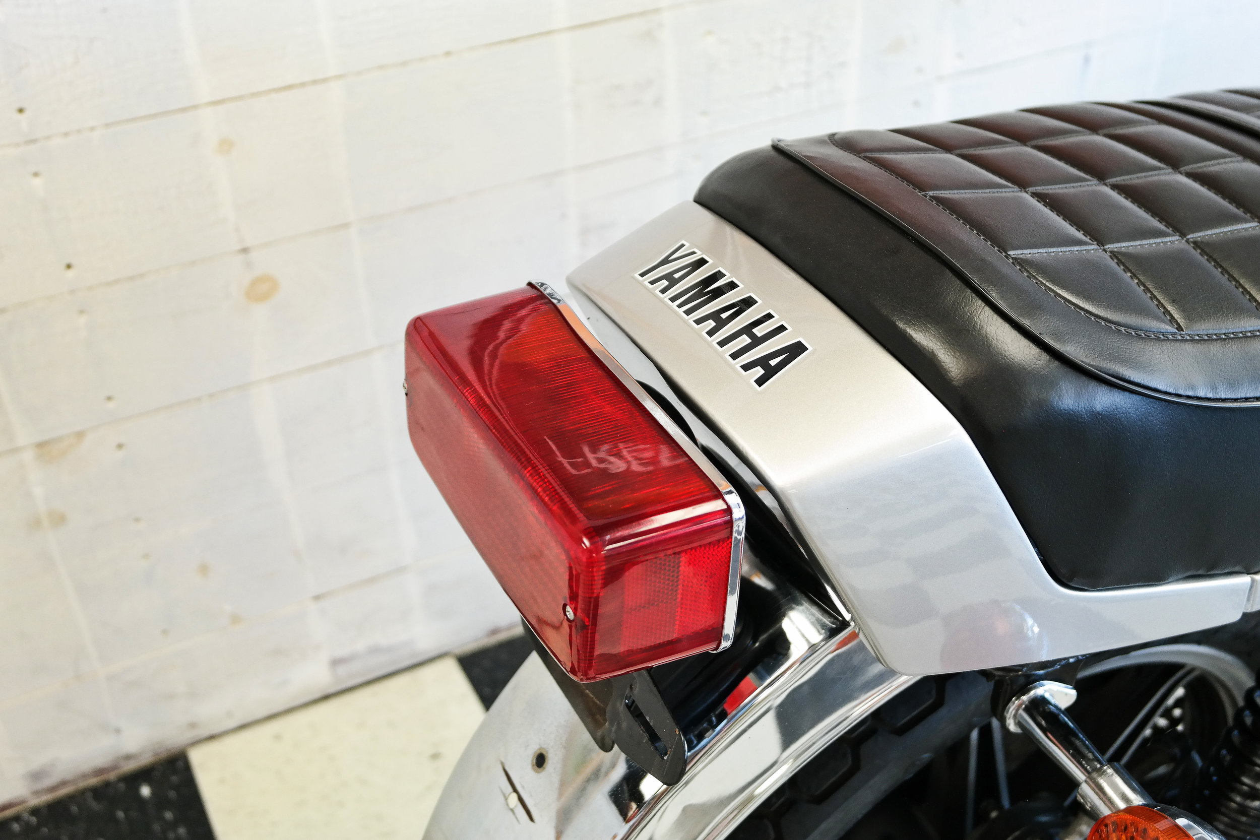 78RD400E15.jpg