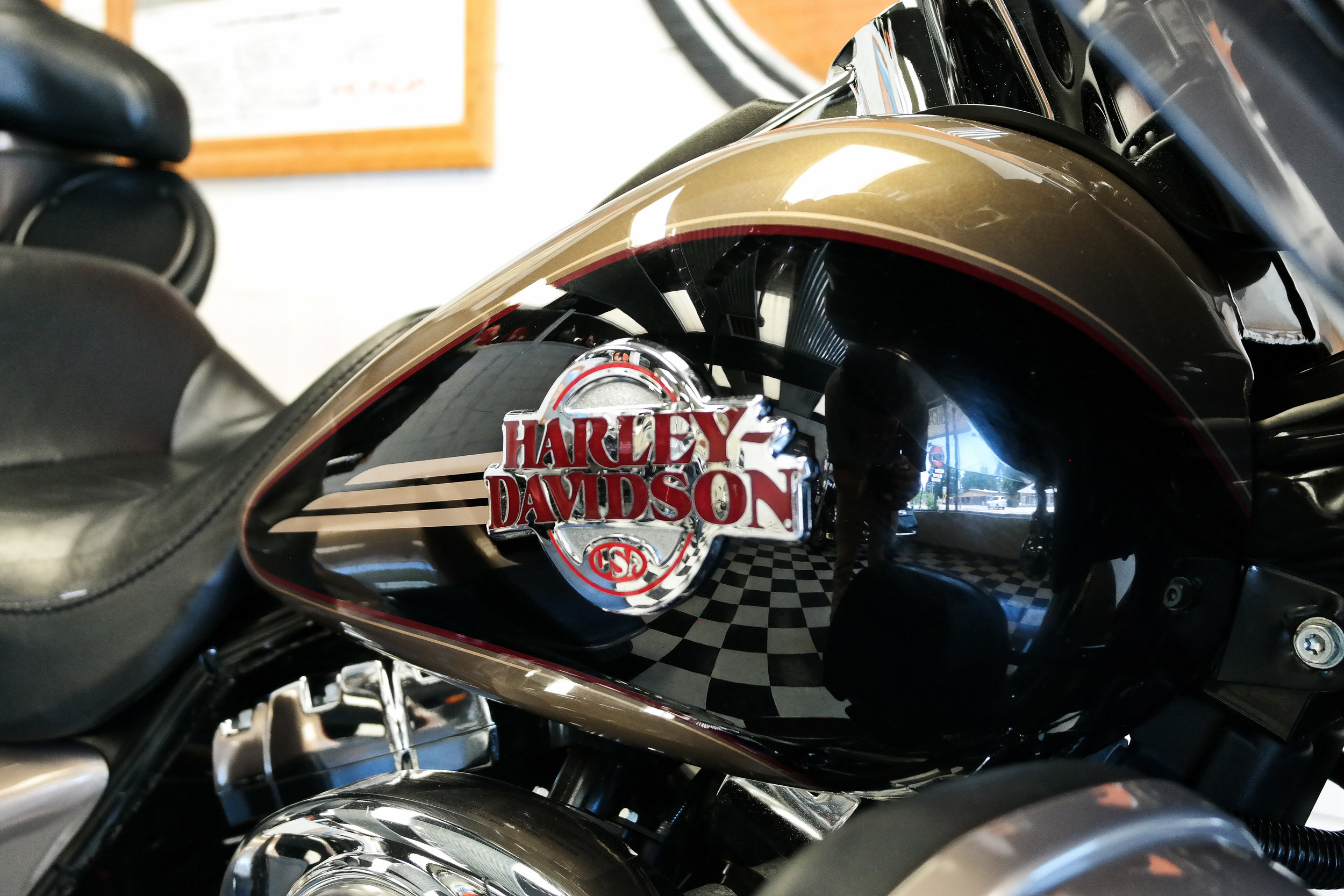 05HDTRIKE18.jpg