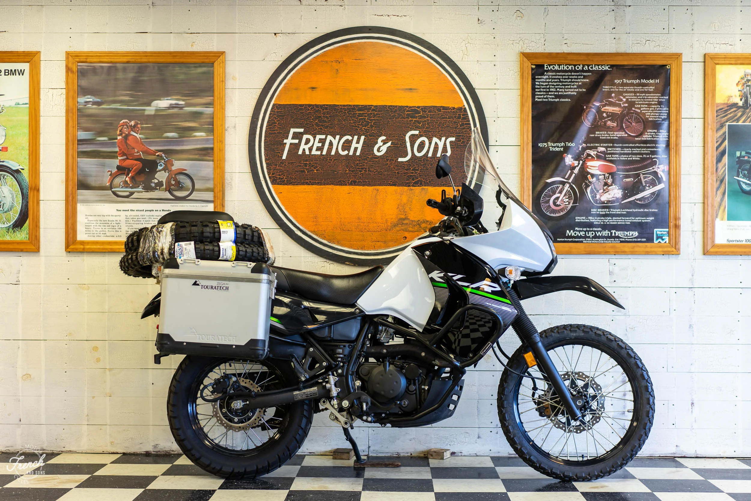 2015_kawasaki_klr650-1.jpg