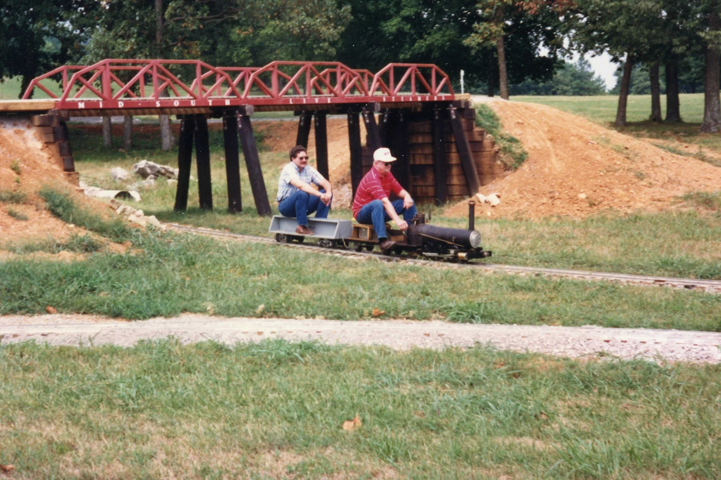 img013.jpg