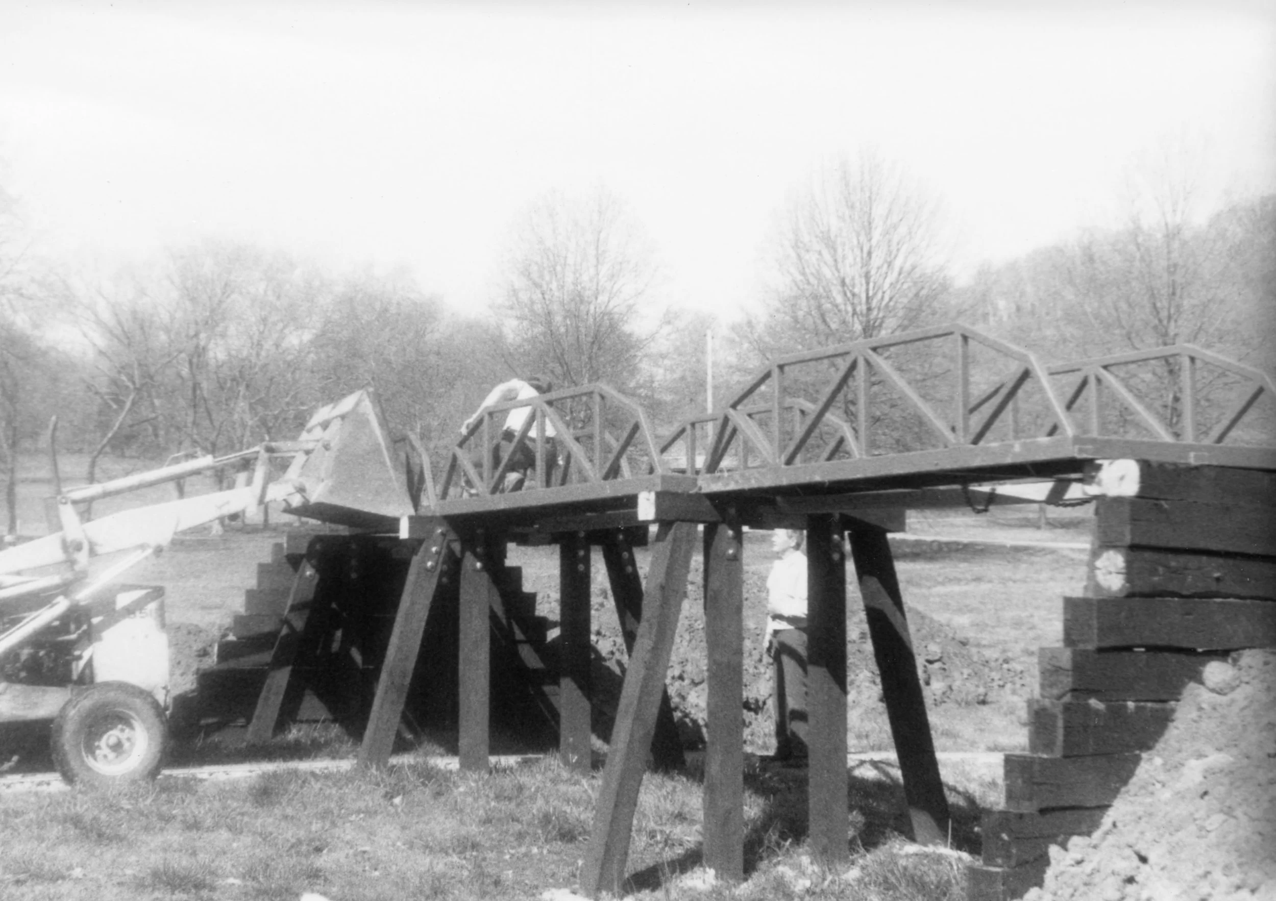 img033.jpg