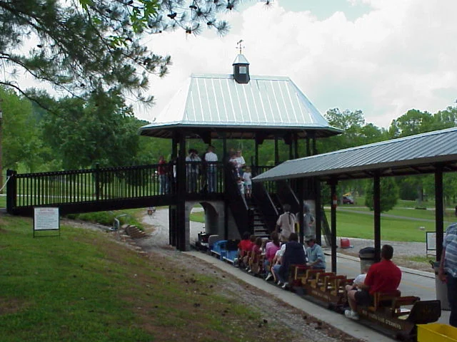 2000-Mid South-May-6Fabc-20.JPG