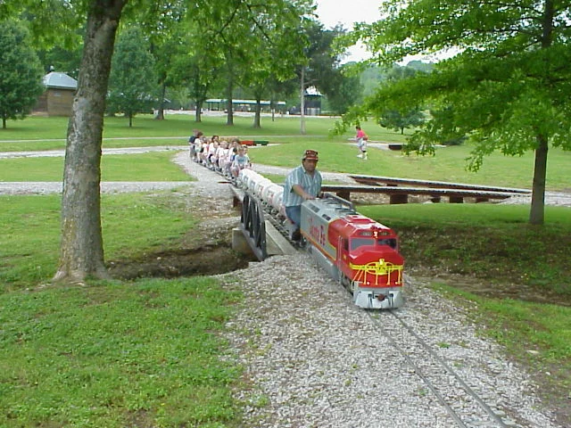 2000-Mid South-May-012F.JPG