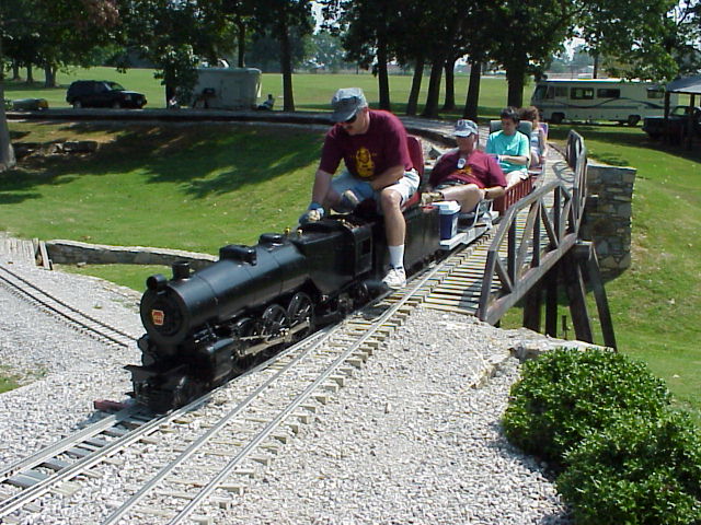 2000-Mid South-May-5Fa-20.JPG