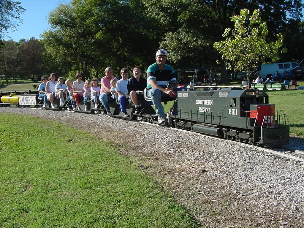 2001-Mid South-Sep-123F.JPG