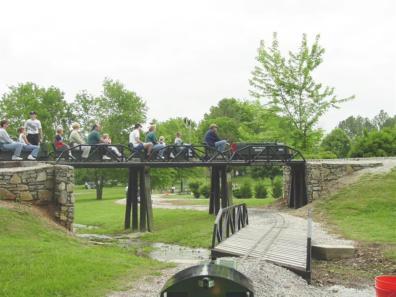 2002-Mid South-May-DSC00732.JPG