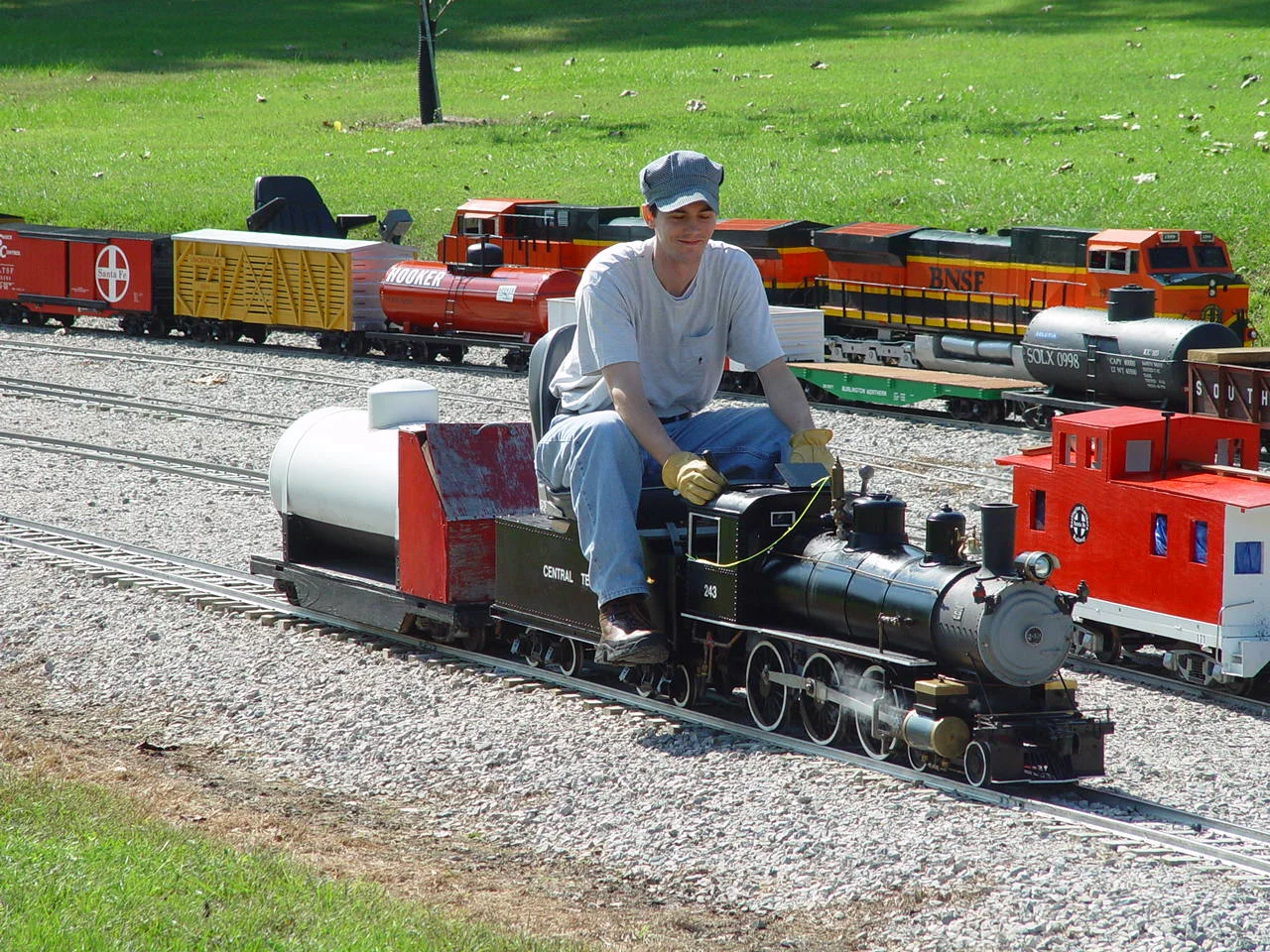 2002-MidSouth Sep-DSC01132.JPG