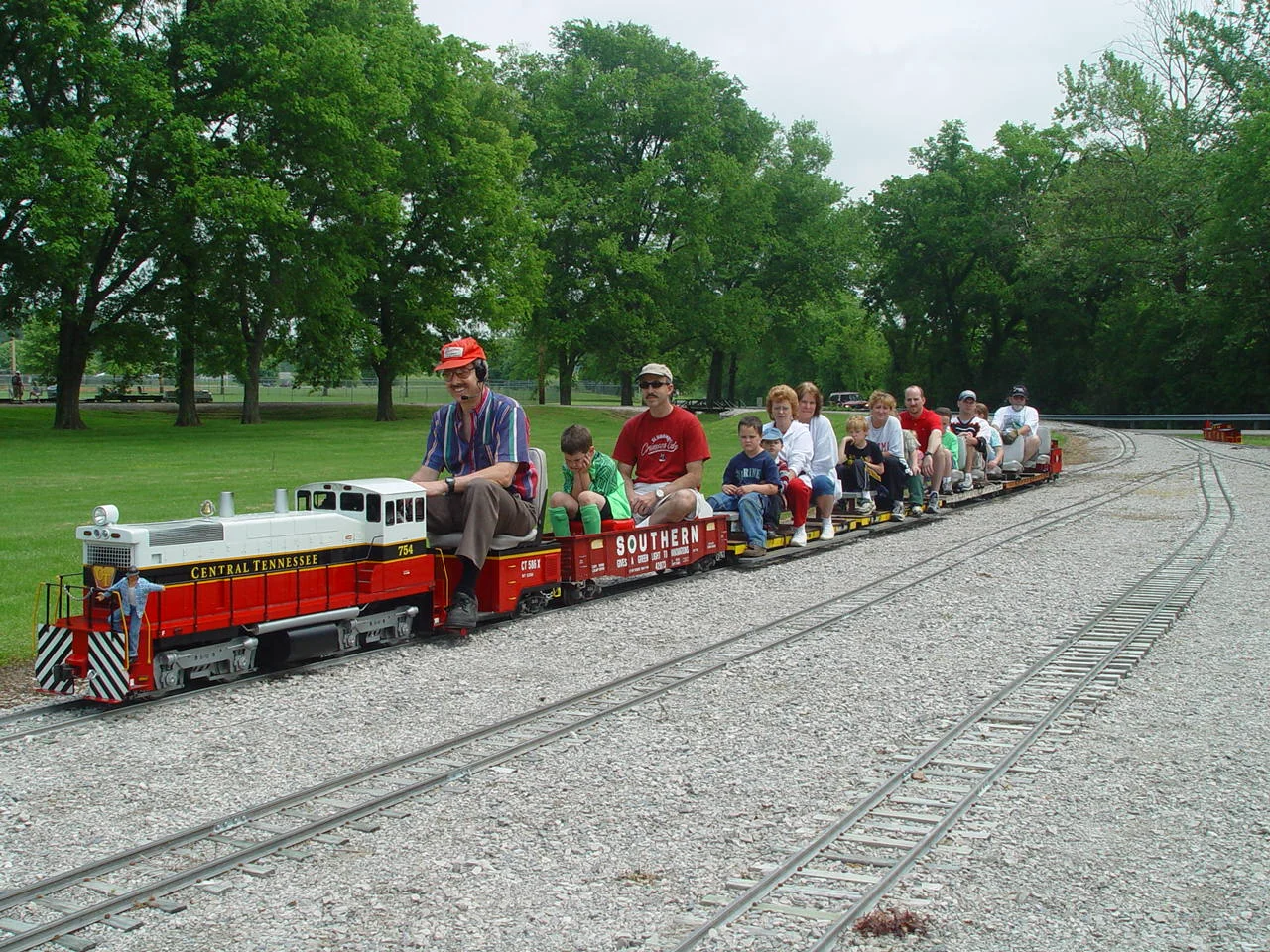 2003-Mid South-May   DSC02003-0326.JPG