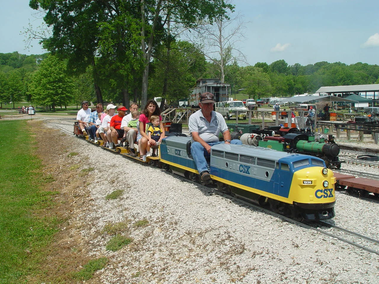 2004-Mid South-May-DSC03387.JPG