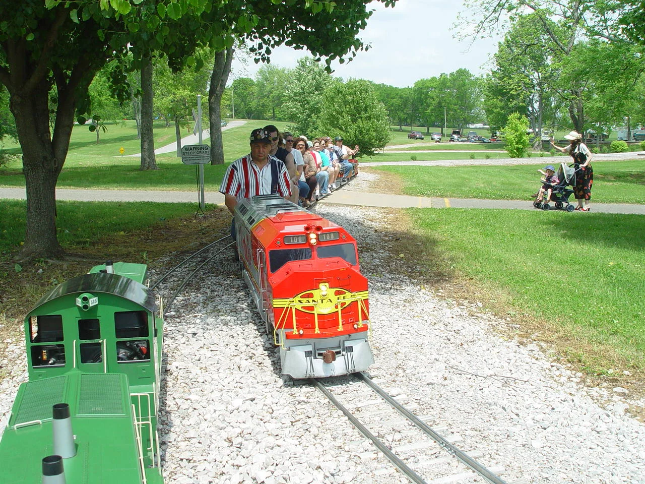 2004-Mid South-May-DSC03400.JPG