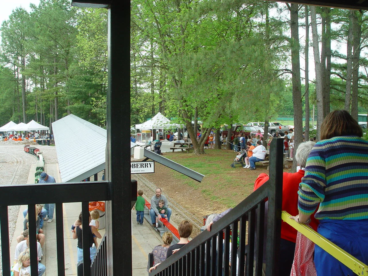 2004-Mid South-May-DSC03447.JPG