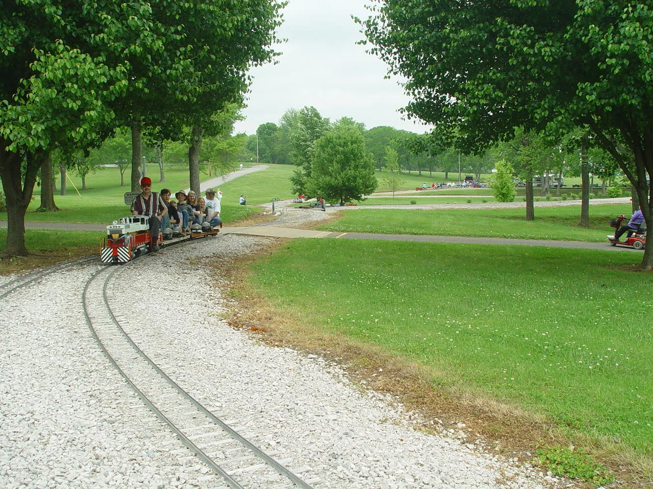 2004-Mid South-May-DSC03475.JPG