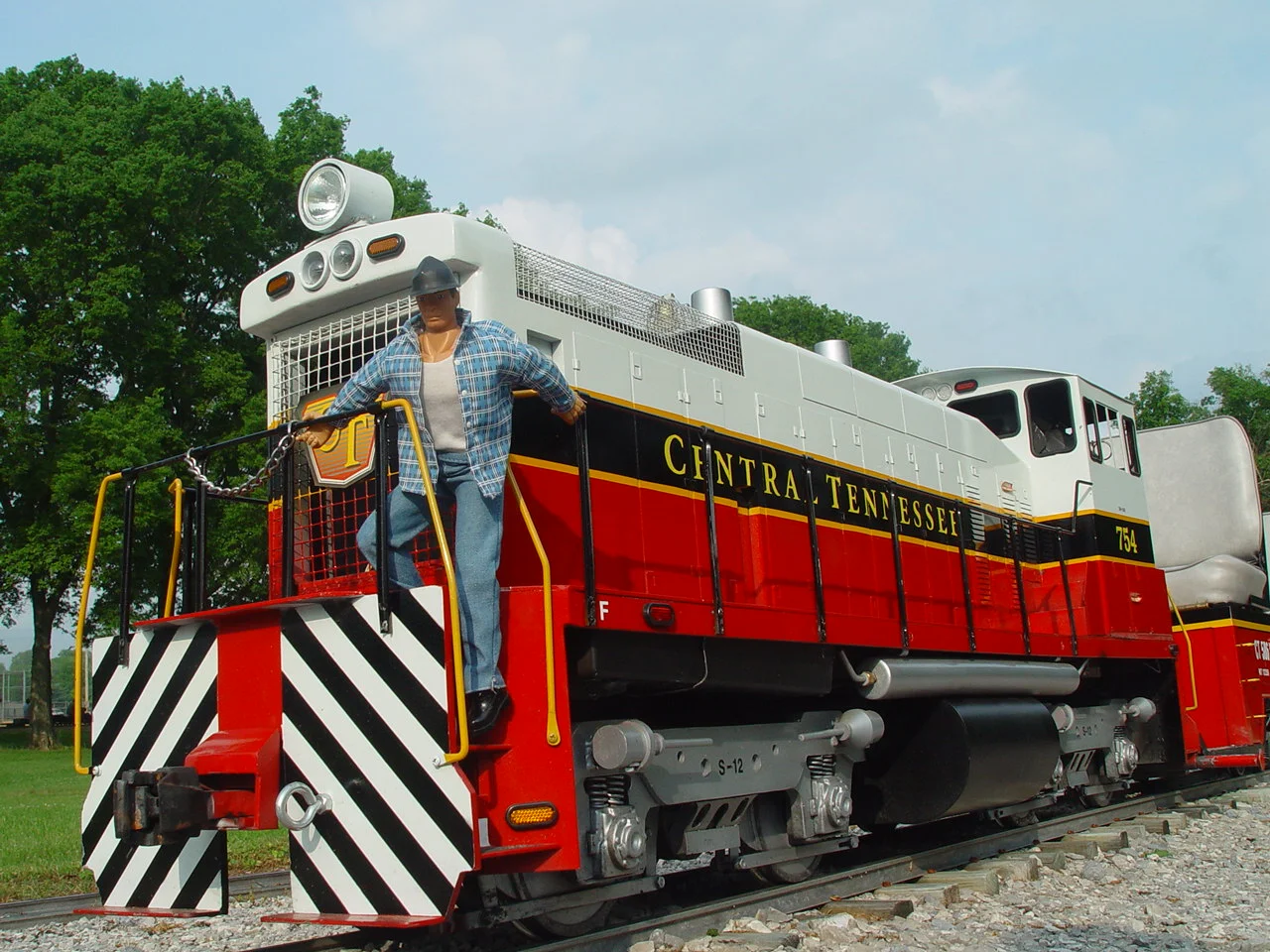 2004-Mid South-May-DSC03484.JPG