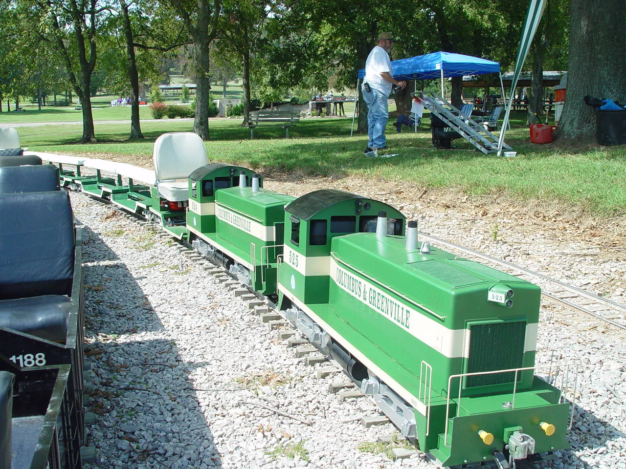 2004-Mid South-Sep-DSC03914.JPG