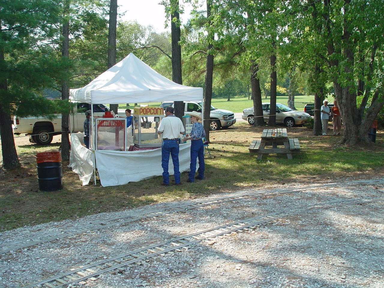 2004-Mid South-Sep-DSC03987.JPG