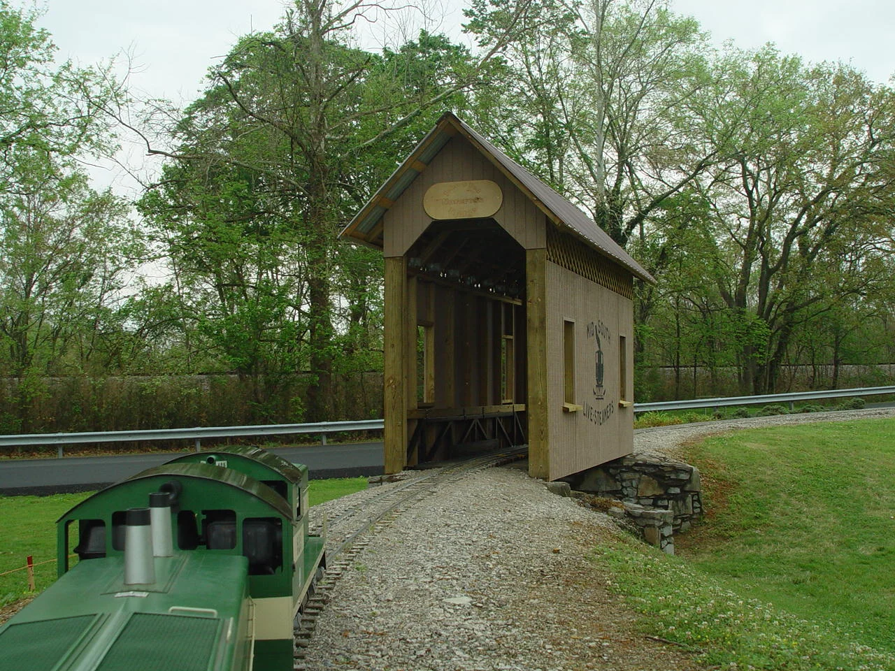 2006-Mid South-May-DSC06277.JPG