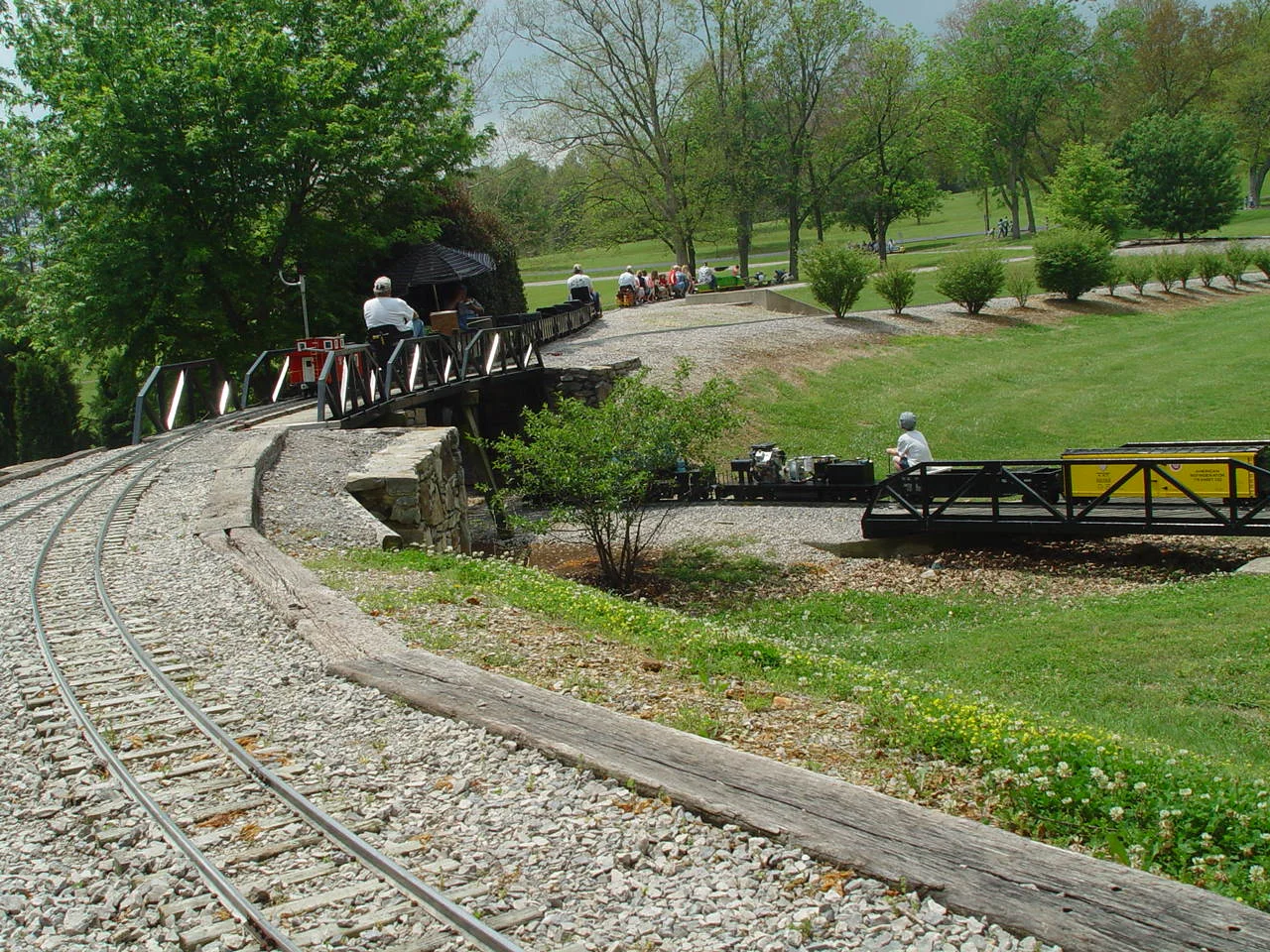 2006-Mid South-May-DSC06310.JPG