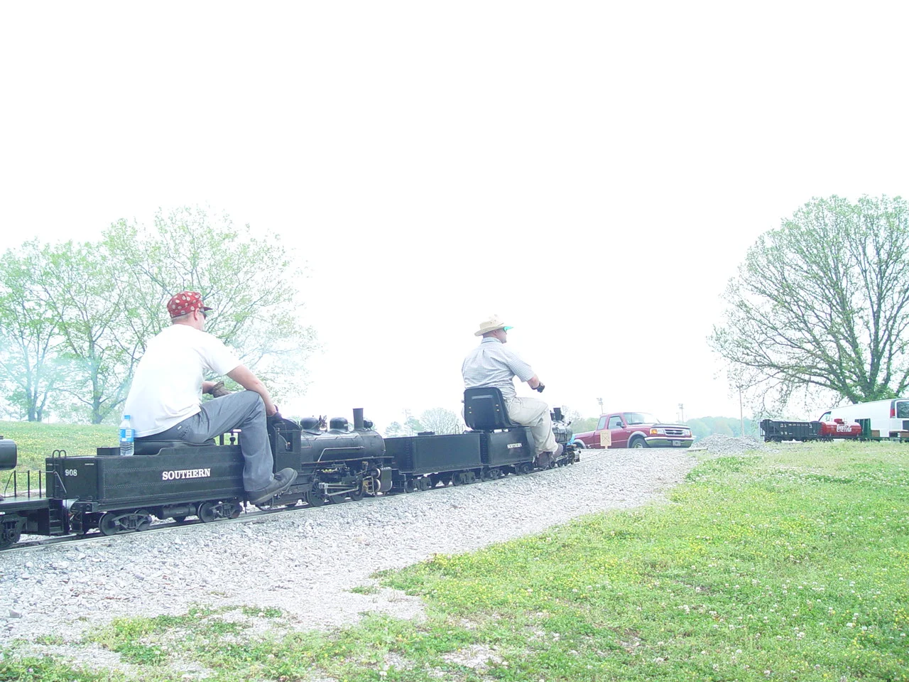 2006-Mid South-May-DSC06333.JPG