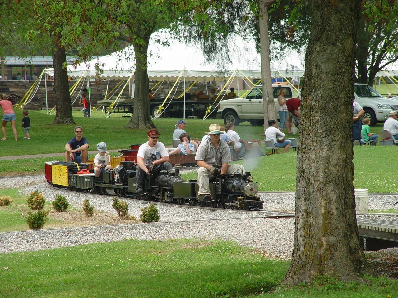 2006-Mid South-May-DSC06335.JPG