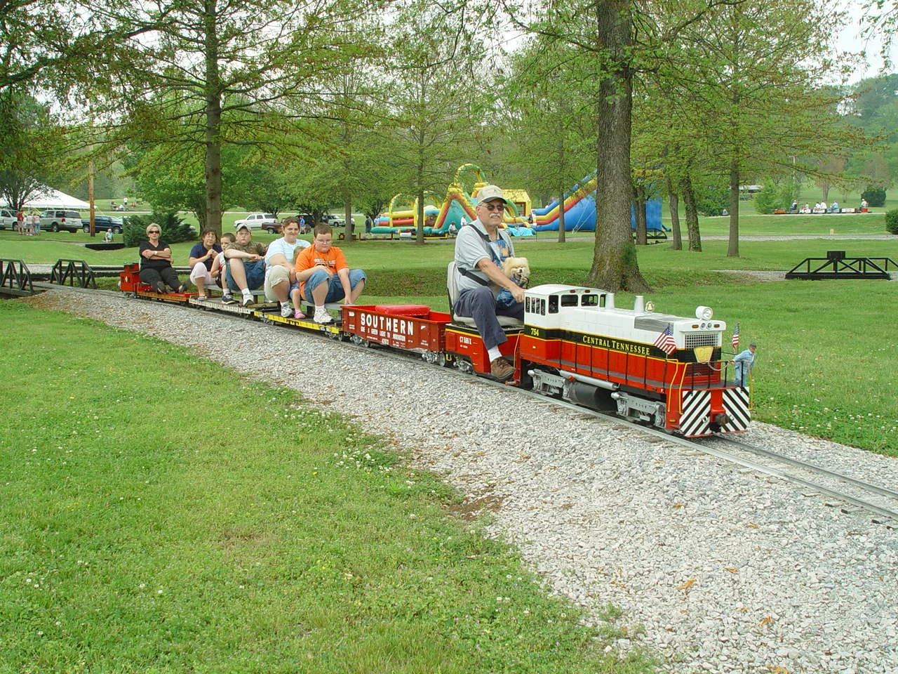 2006-Mid South-May-DSC06342.JPG