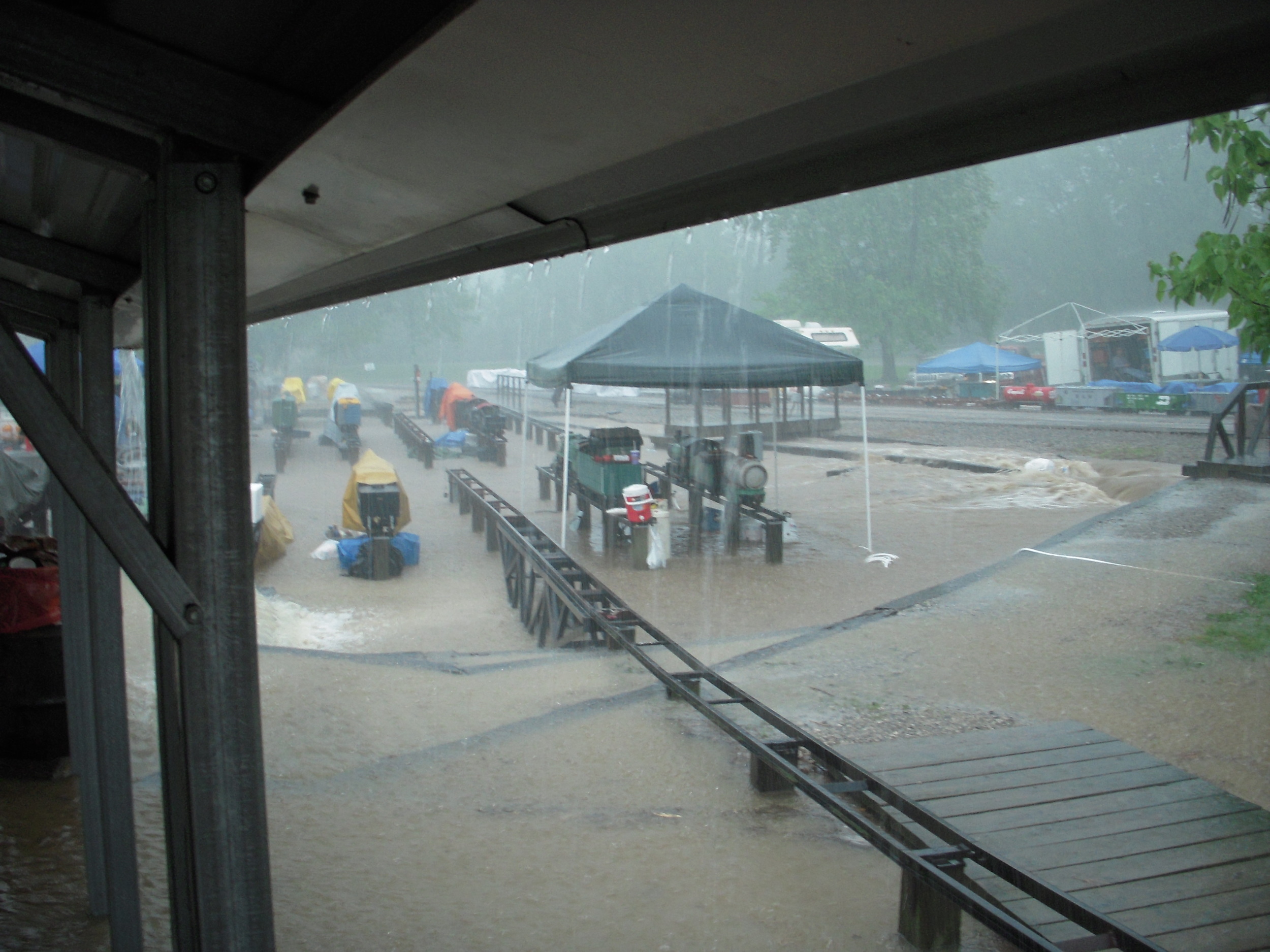 2009 Mid South May-1143-by Greg Glos.JPG