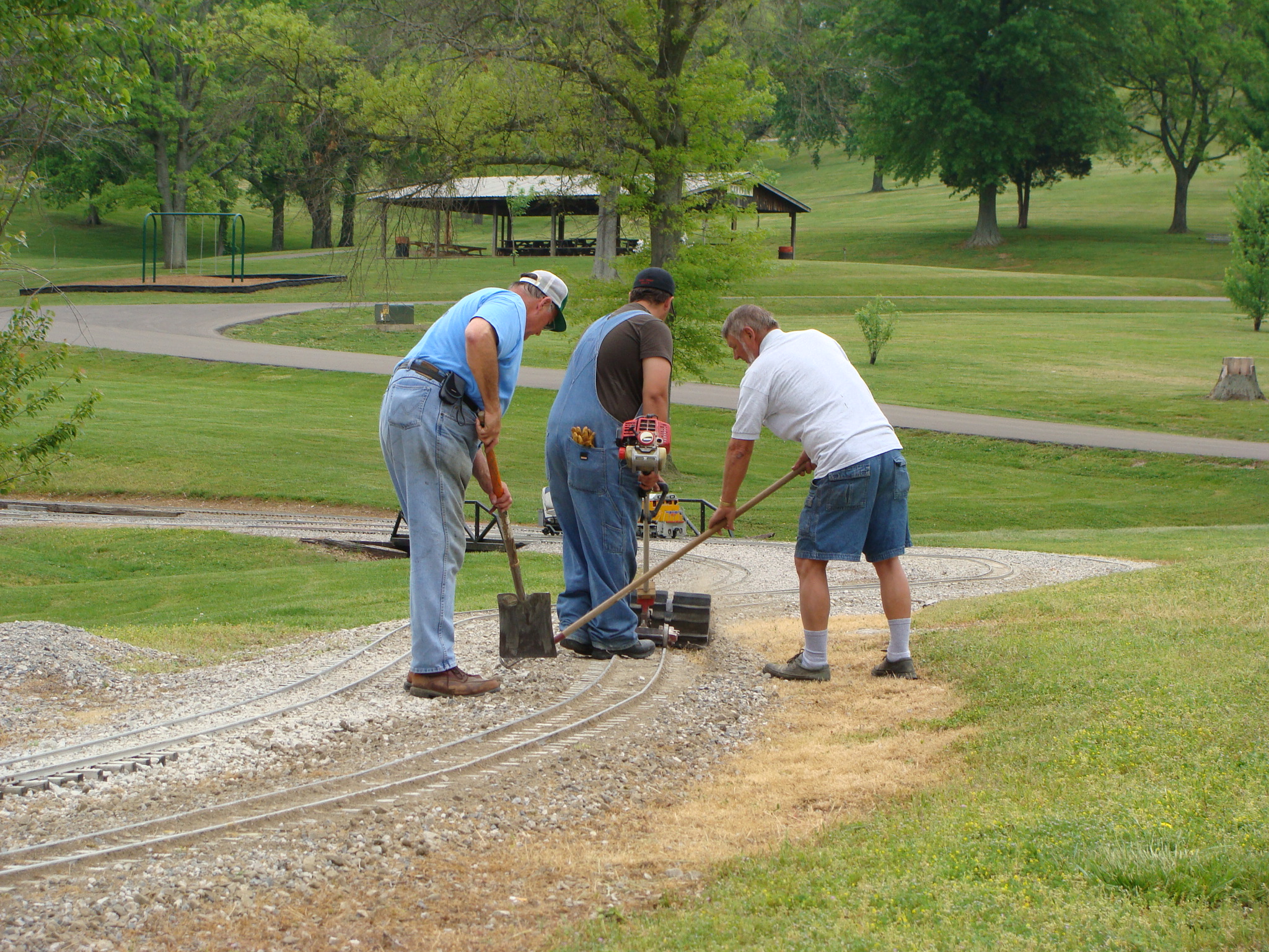 MidSouth Live Steamers- Apr09-DSC00703.JPG