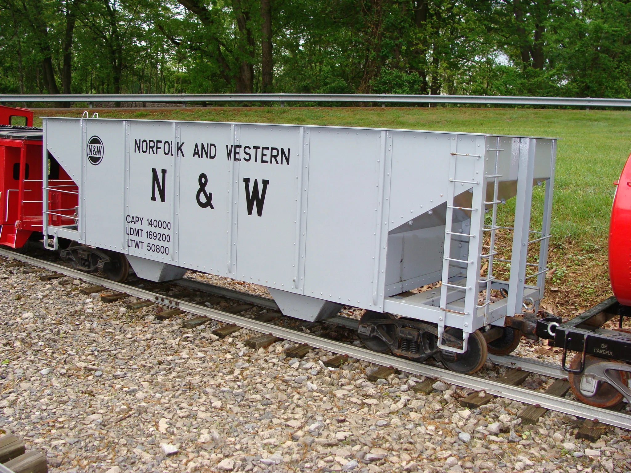 MidSouth Live Steamers- Apr09-DSC00710.JPG