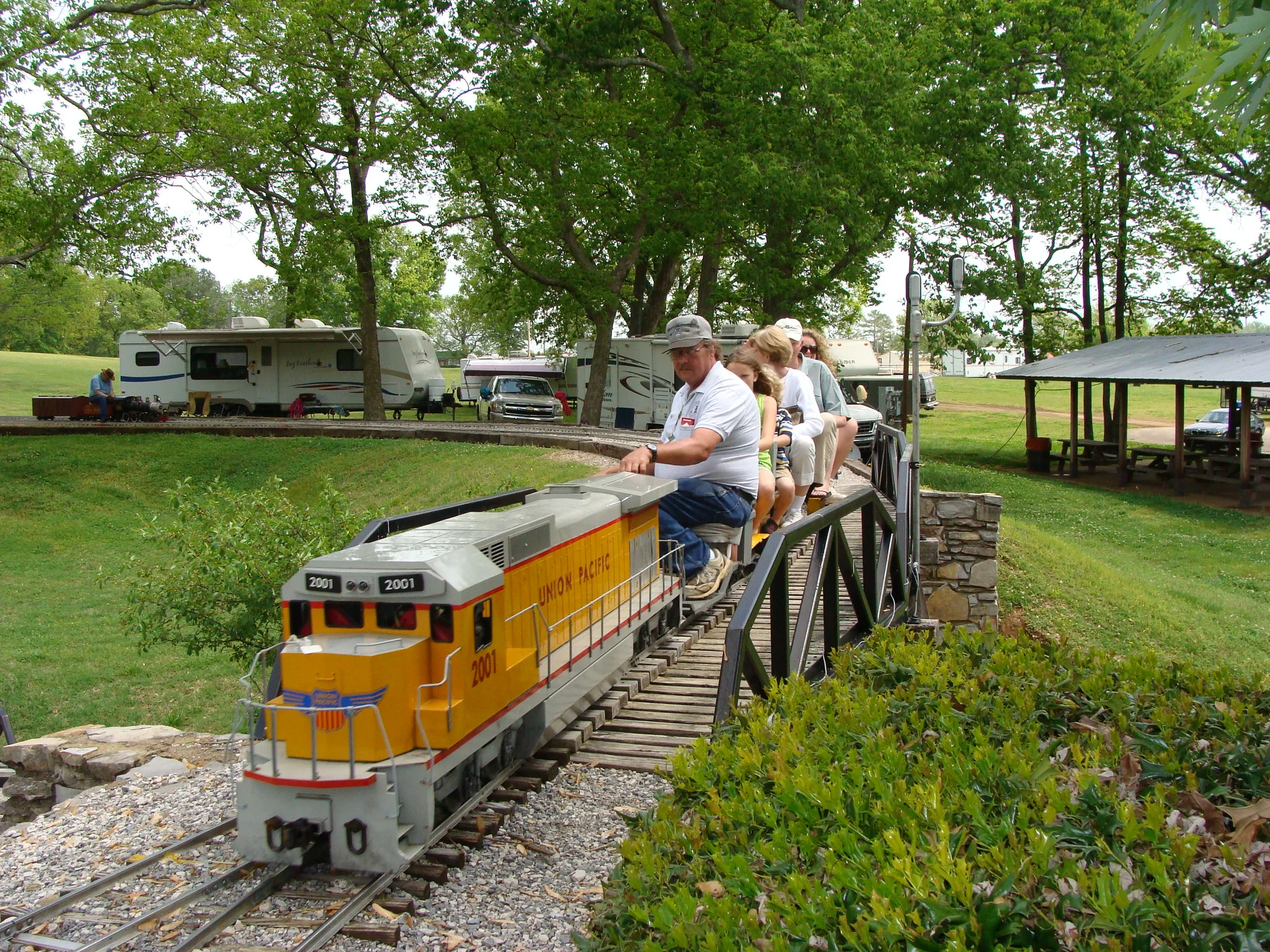 MidSouth Live Steamers- Apr09-DSC00730.JPG