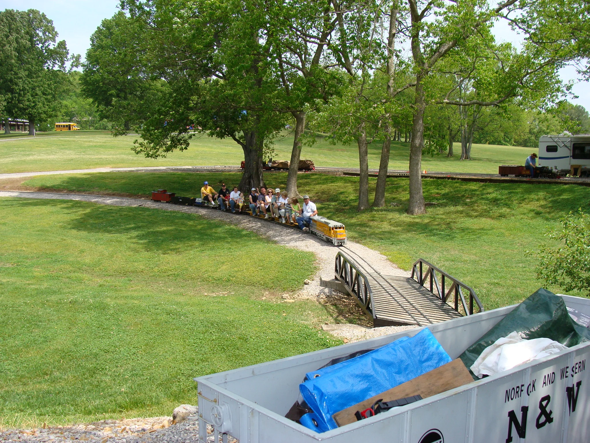 MidSouth Live Steamers- Apr09-DSC00724.JPG