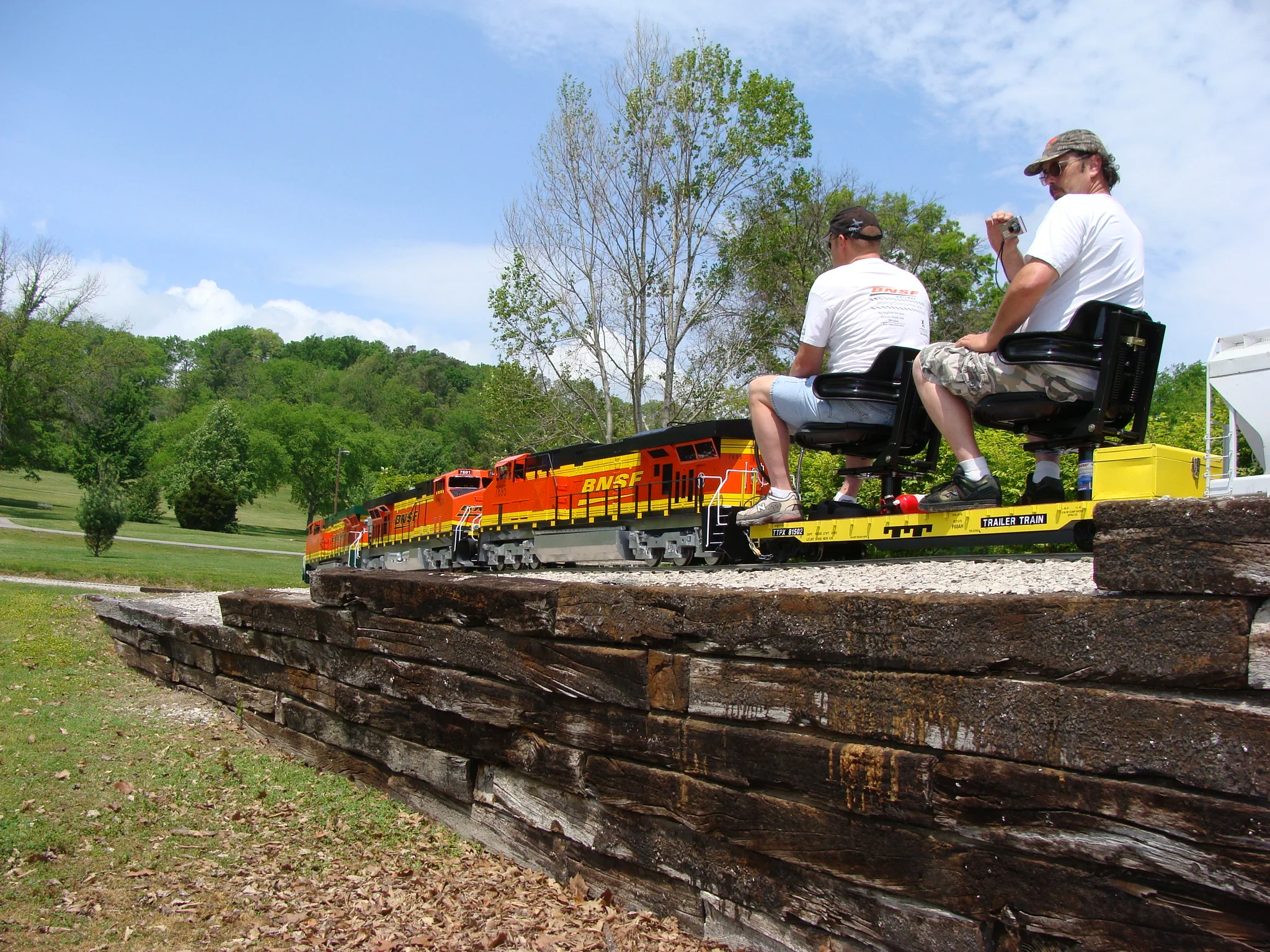 MidSouth Live Steamers- Apr09-DSC00743.JPG