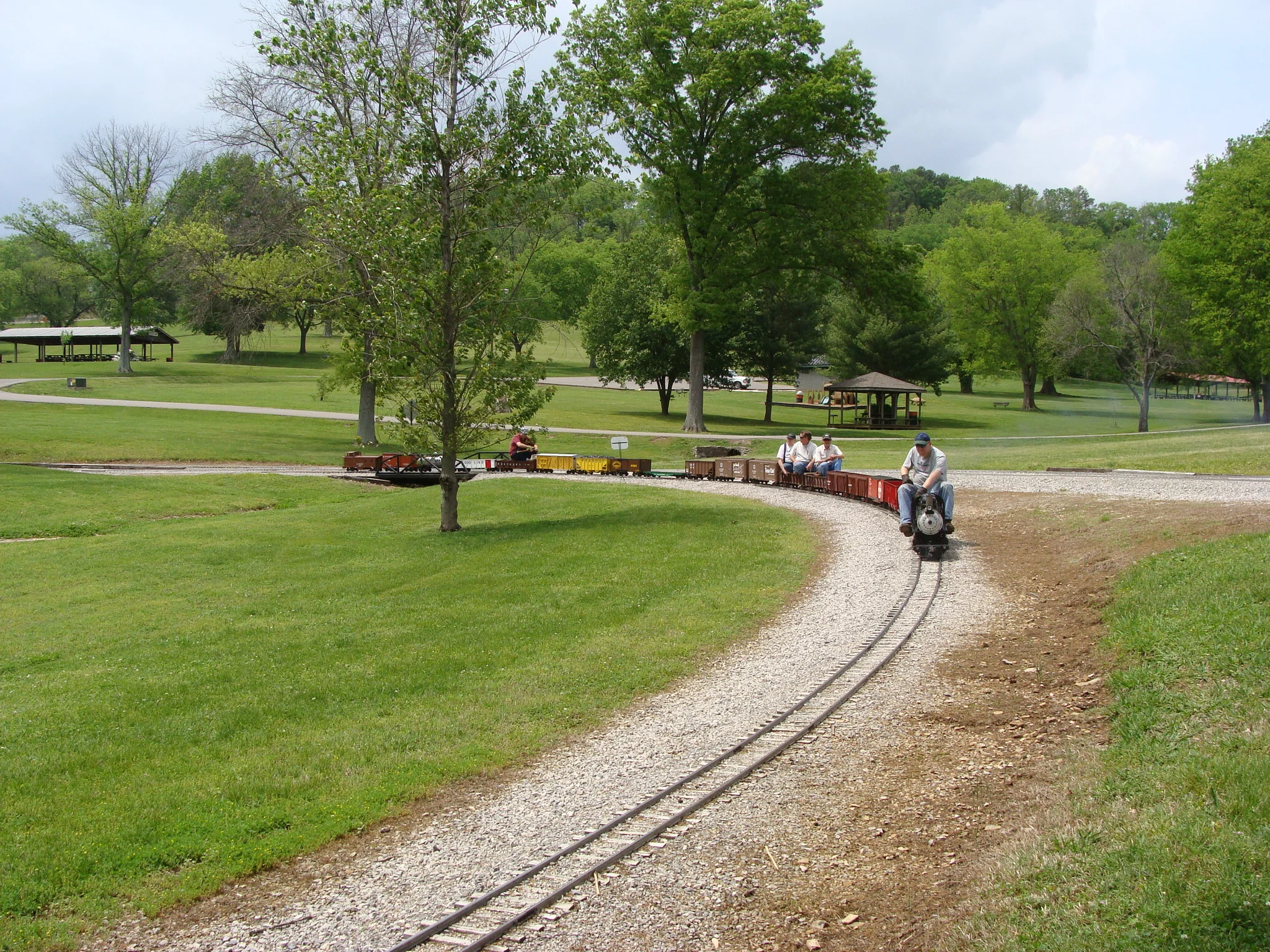 MidSouth Live Steamers- Apr09-DSC00752.JPG