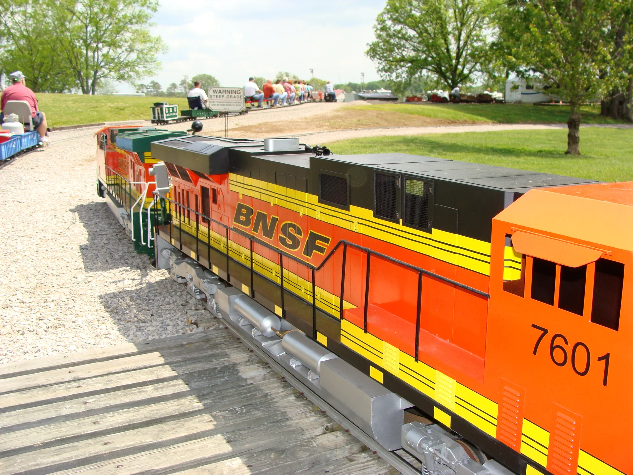 MidSouth Live Steamers- Apr09-DSC00746.JPG